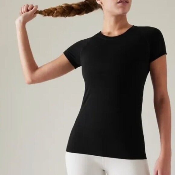 NWT Athleta In Motion Seamless Tee Fitted Top - Picture 1 of 8